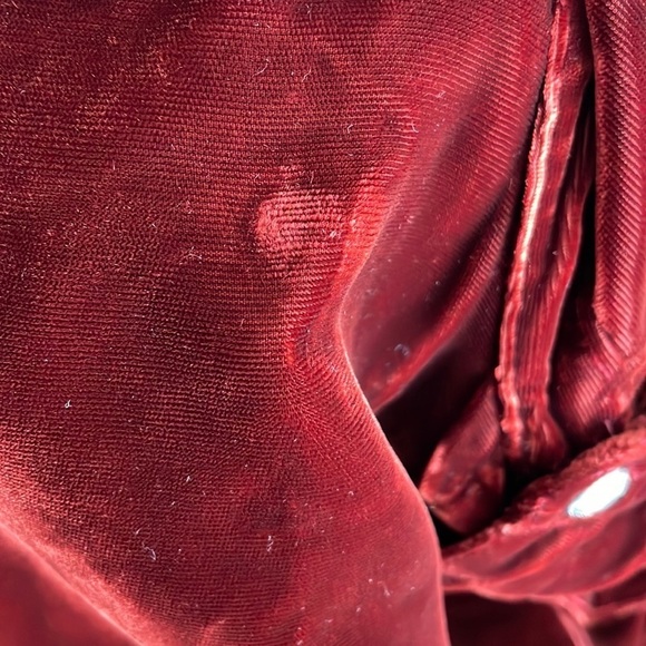 For Joseph Vintage Women’s Burgundy Crushed Velvet Skirt Set Size M - Picture 9 of 9